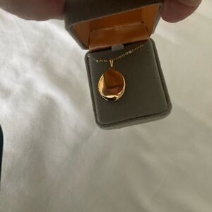 Vintage Kelly Waters Lustrous Gold overlay Oval Locket Necklace
